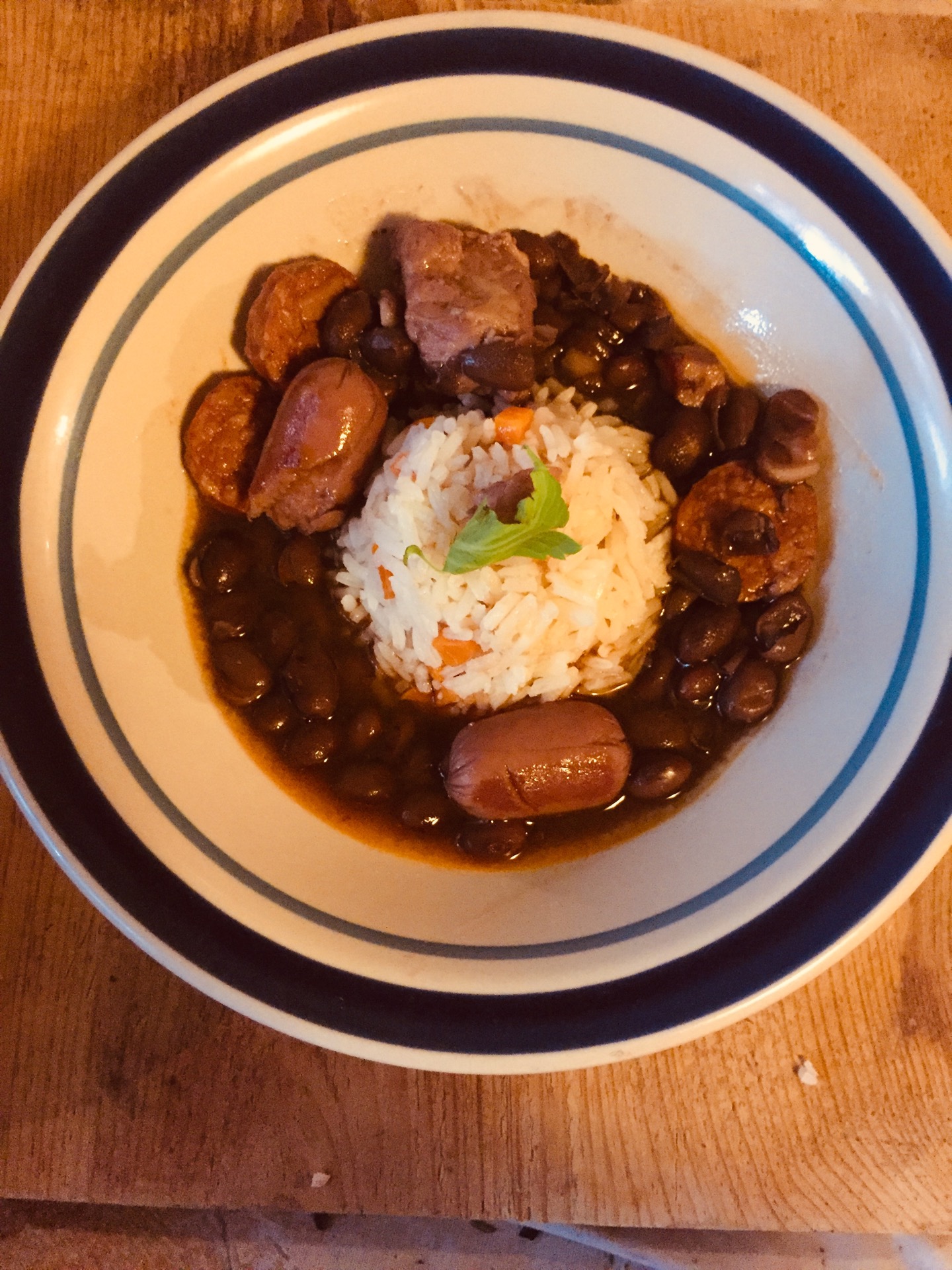 Frijoles estilo feijoada